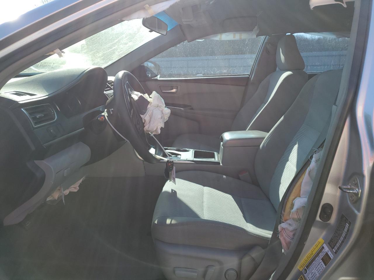 2017 TOYOTA CAMRY LE - Фото 7