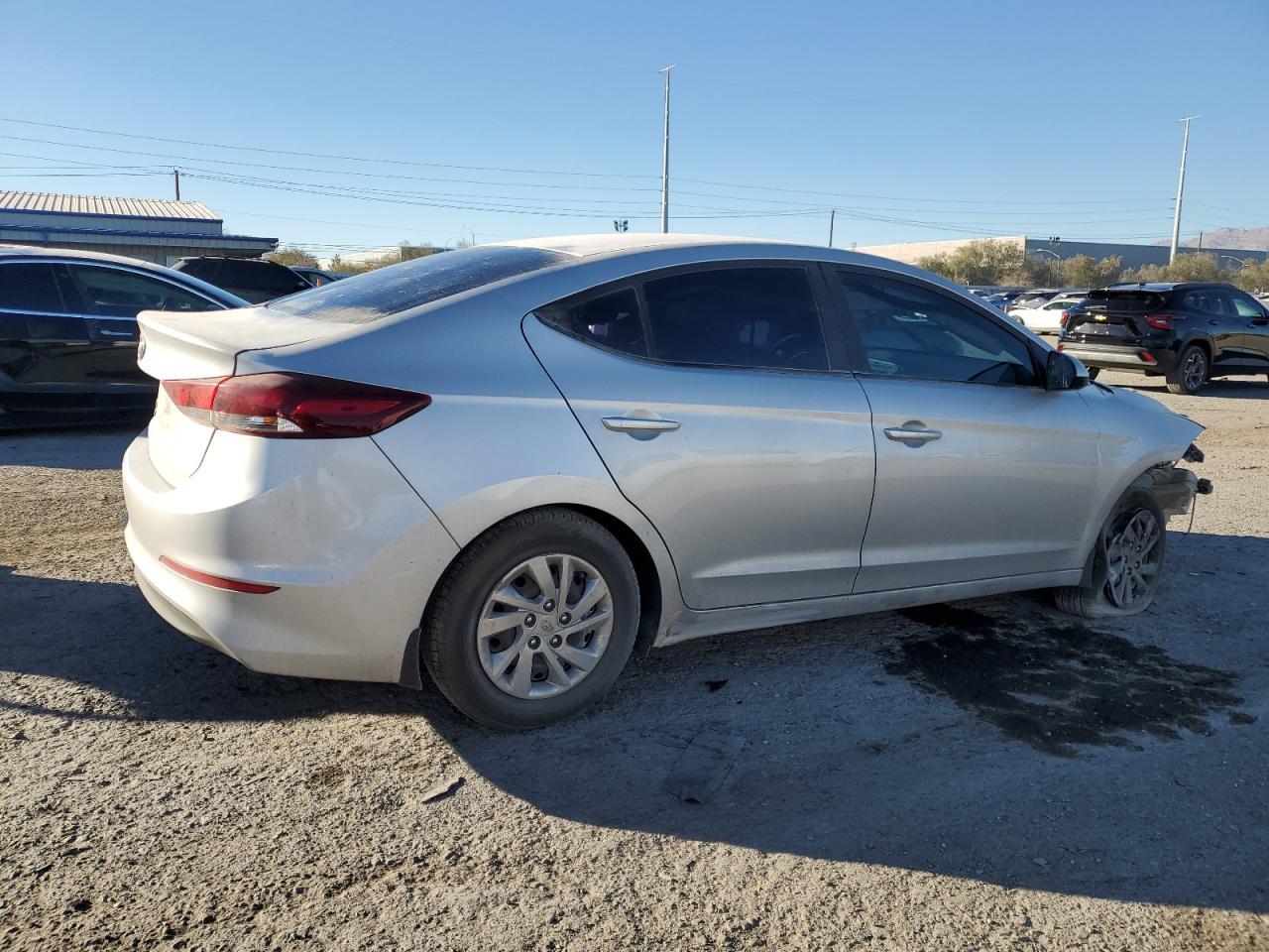 2018 HYUNDAI ELANTRA SE - Фото 3