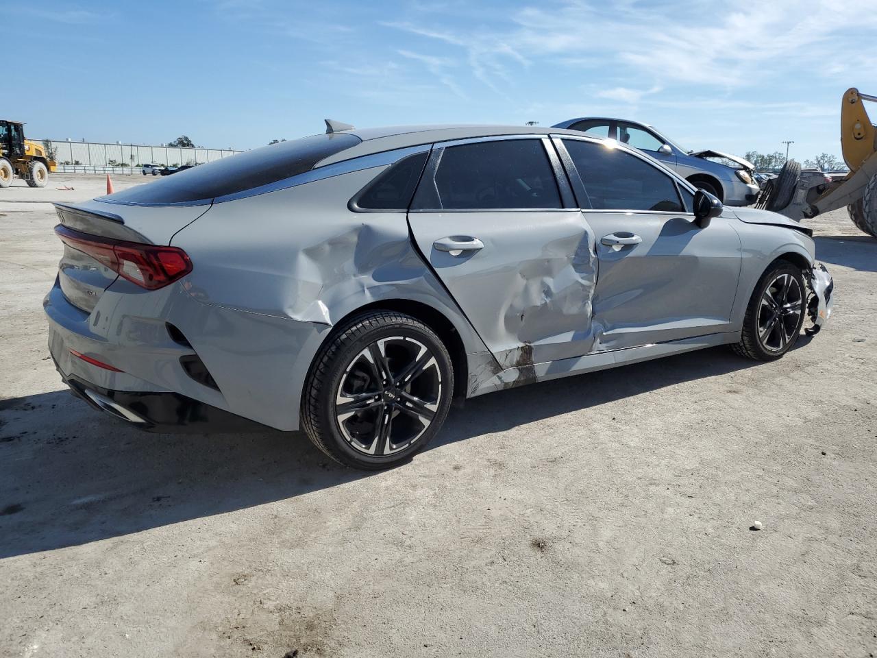 2023 KIA K5 GT LINE - Фото 3