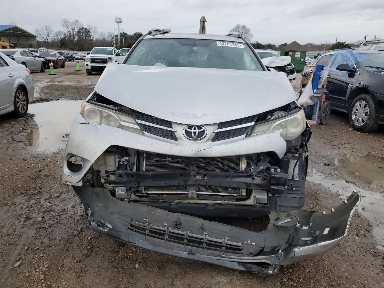 2015 TOYOTA RAV4 XLE - Image 5