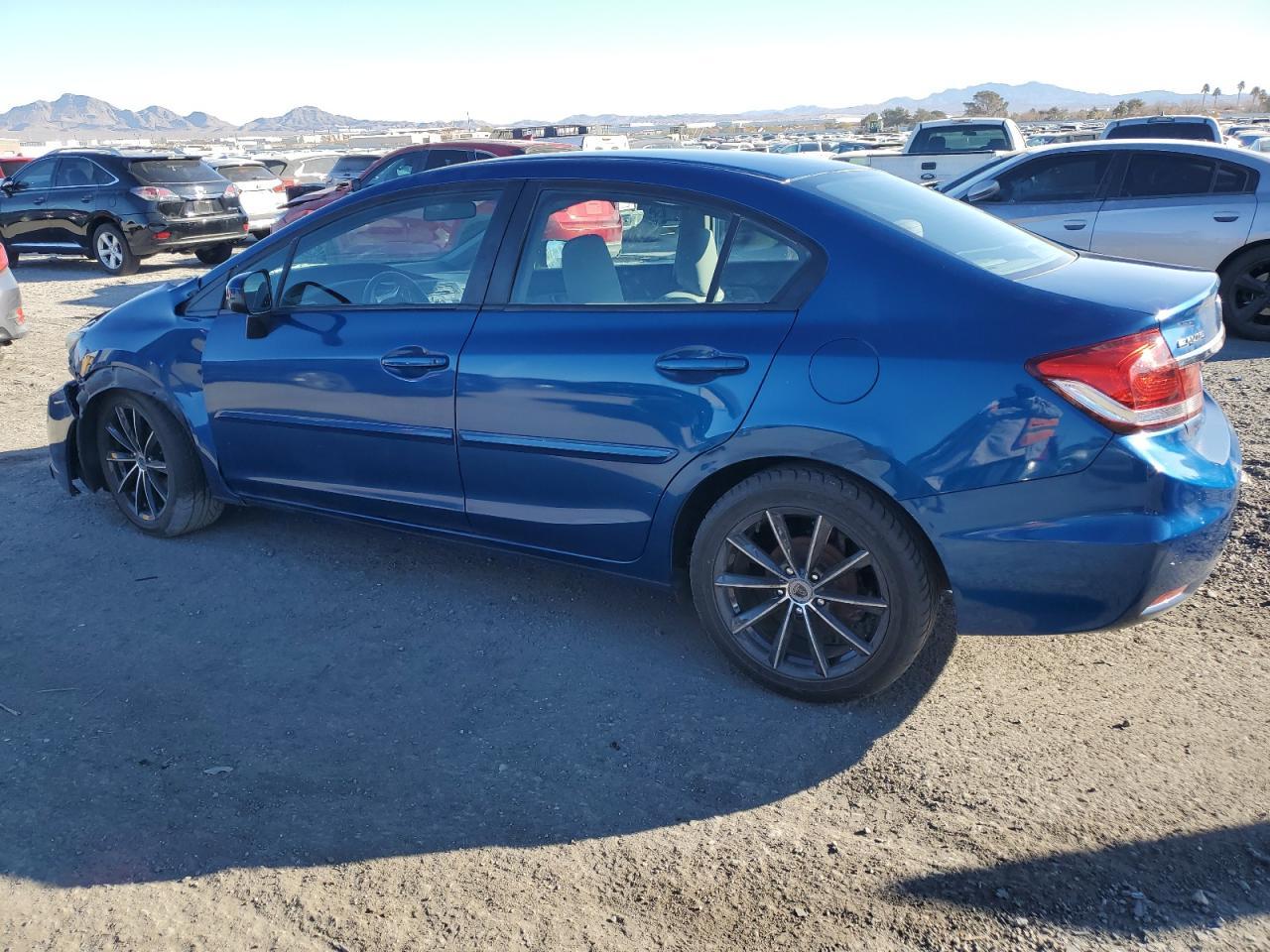 2015 HONDA CIVIC LX - Image 2