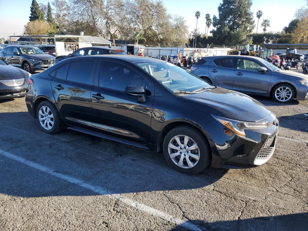 2022 TOYOTA COROLLA LE - Image 4
