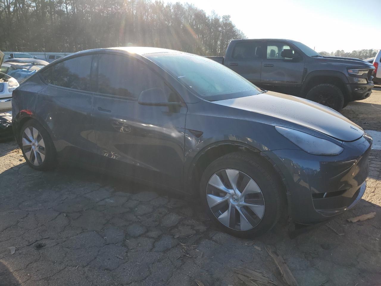2023 TESLA MODEL Y - Фото 4