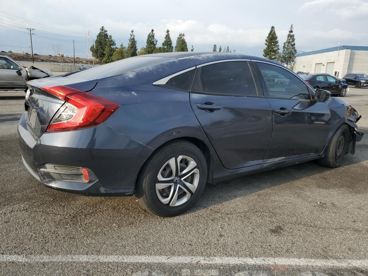2017 HONDA CIVIC LX - Image 3