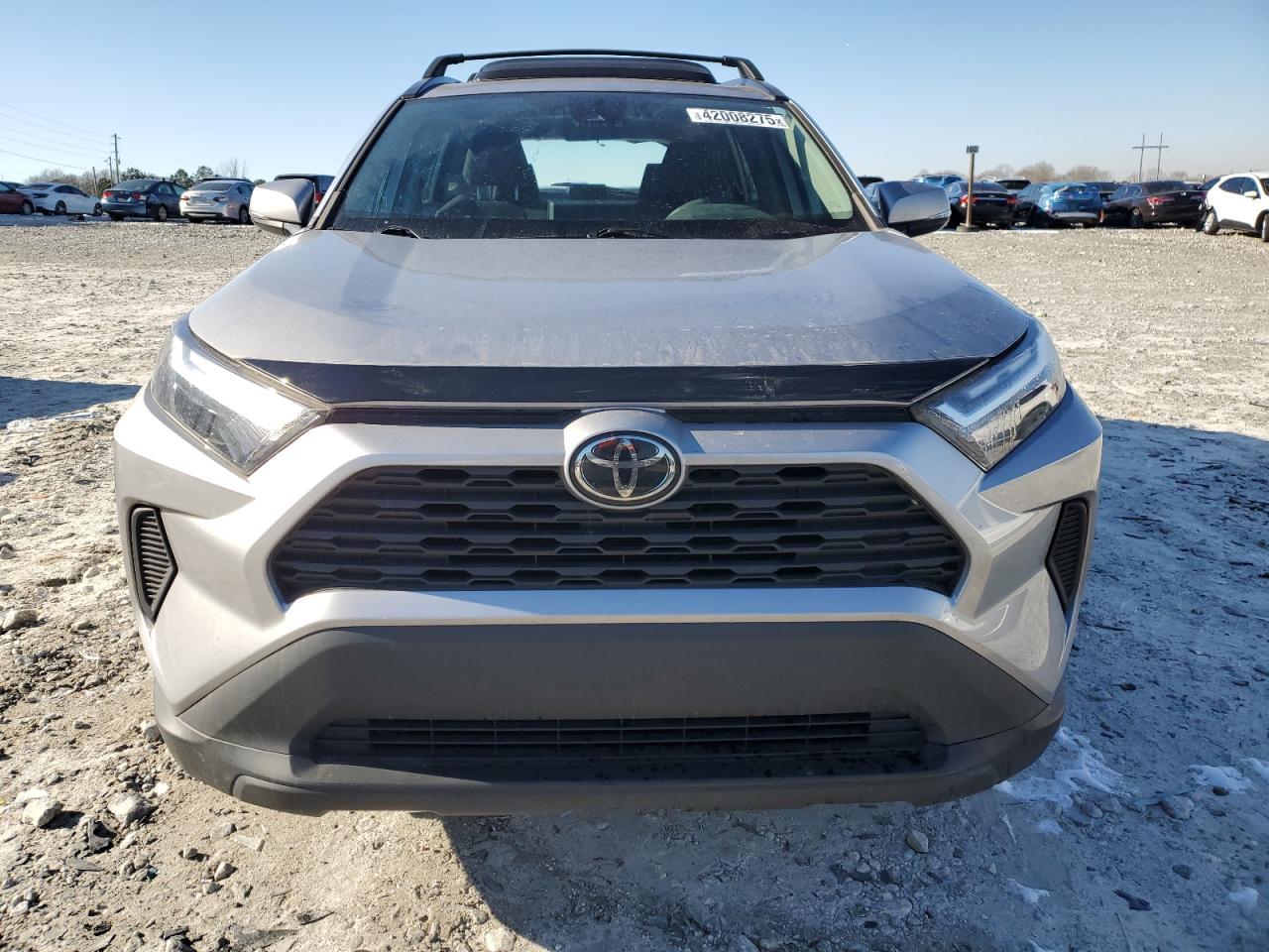 2022 TOYOTA RAV4 XLE - Фото 5