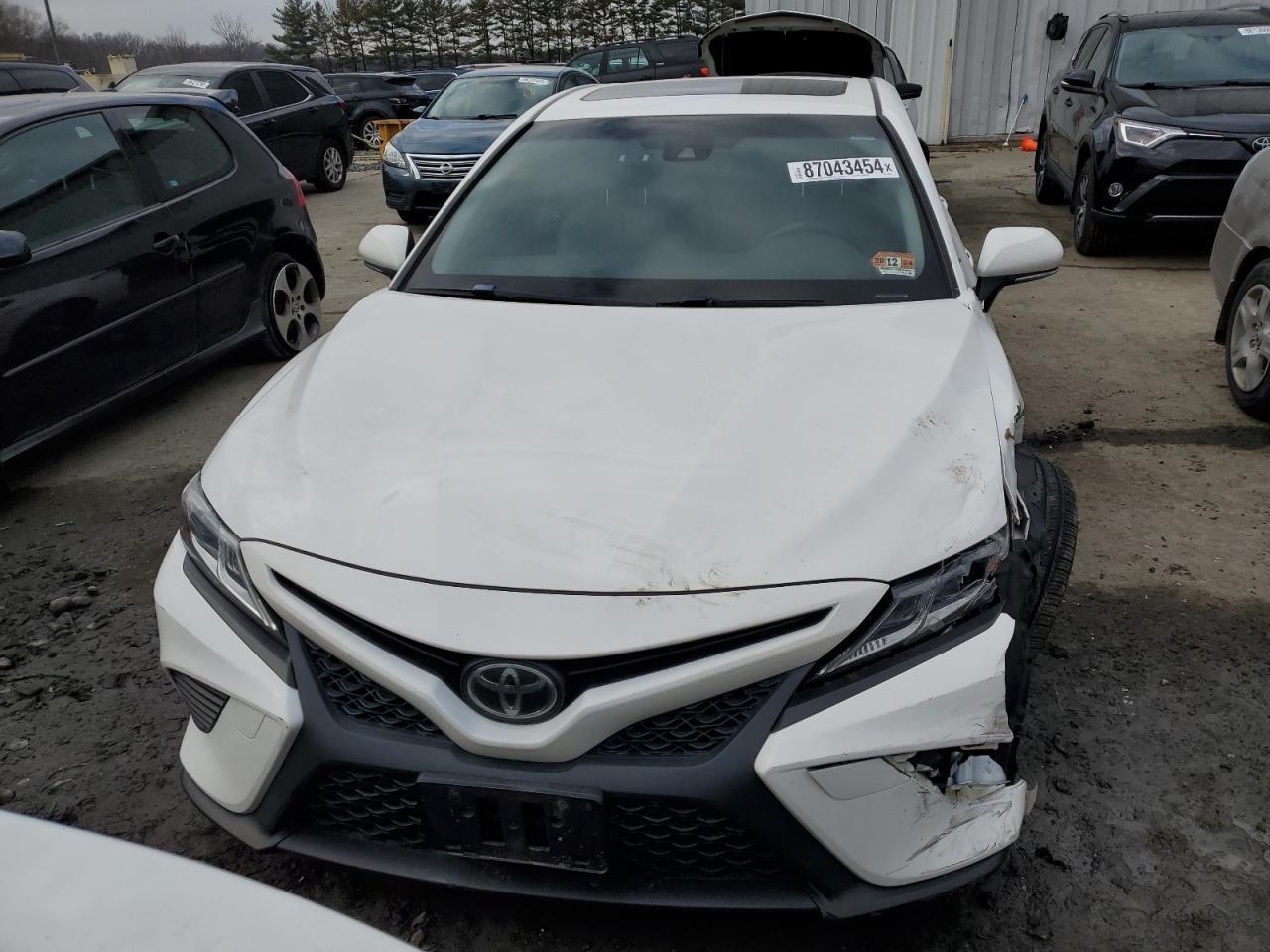 2018 TOYOTA CAMRY L - Image 5