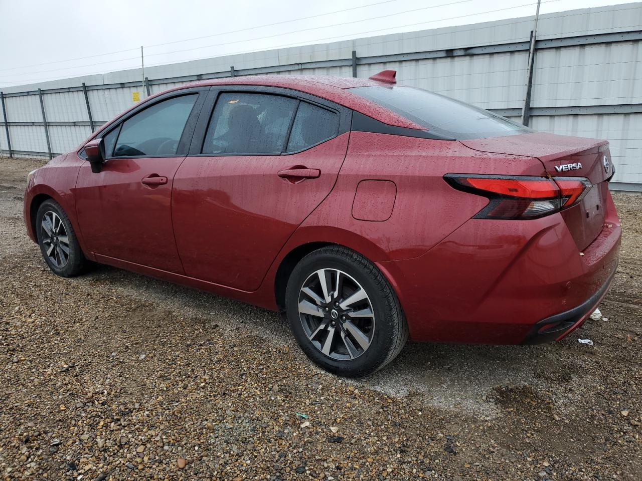 2021 NISSAN VERSA SV - Фото 2