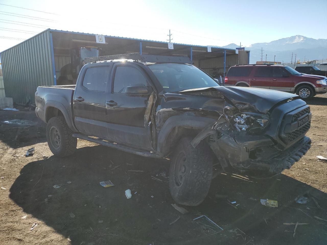 2018 TOYOTA TACOMA DOU - Фото 4