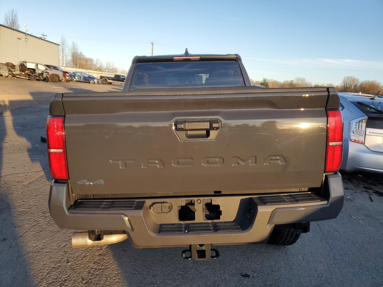 2024 TOYOTA TACOMA DOU - Фото 6