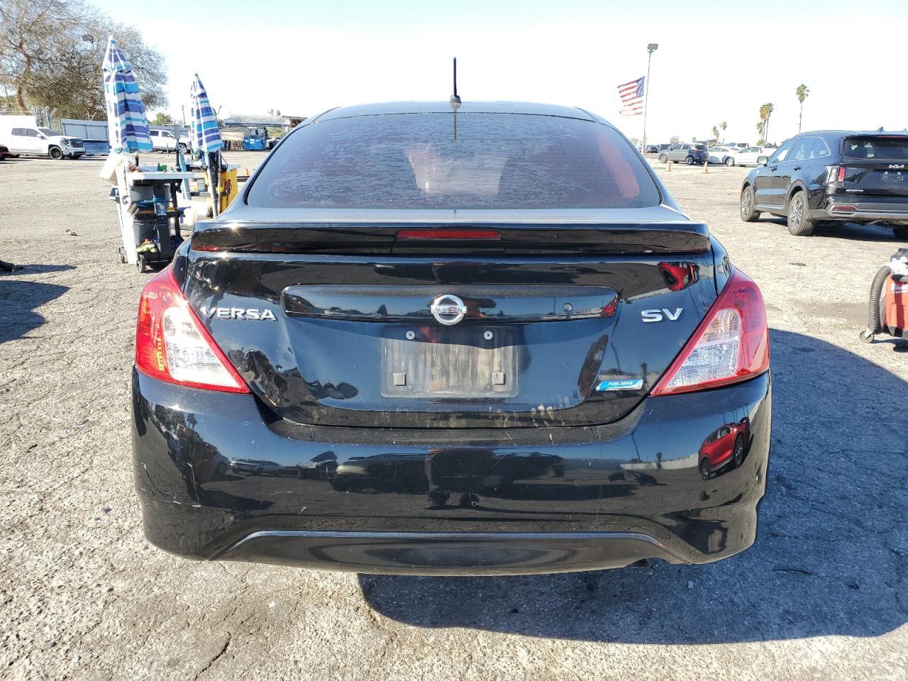 2016 NISSAN VERSA S - Фото 6