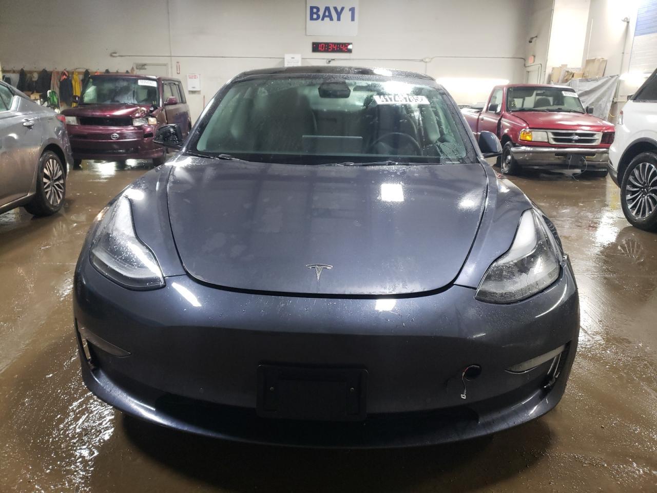2022 TESLA MODEL 3 - Image 5