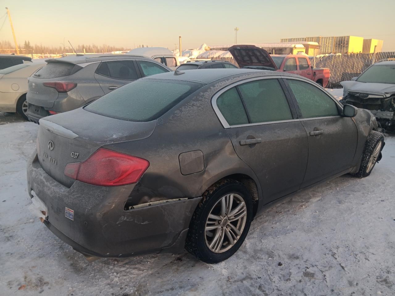 2012 INFINITI G37 - Image 3