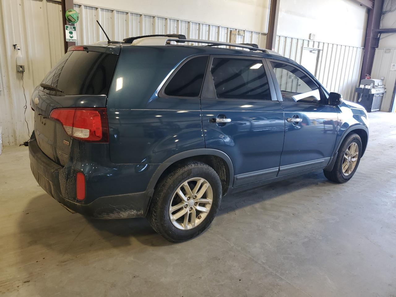 2014 KIA SORENTO LX - Фото 3
