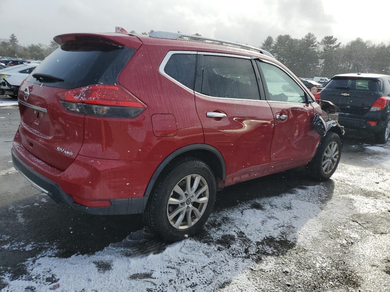 2017 NISSAN ROGUE SV - Фото 3
