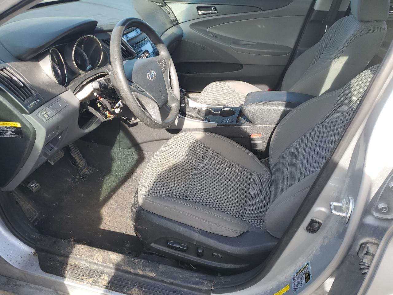 2013 HYUNDAI SONATA GLS - Image 7