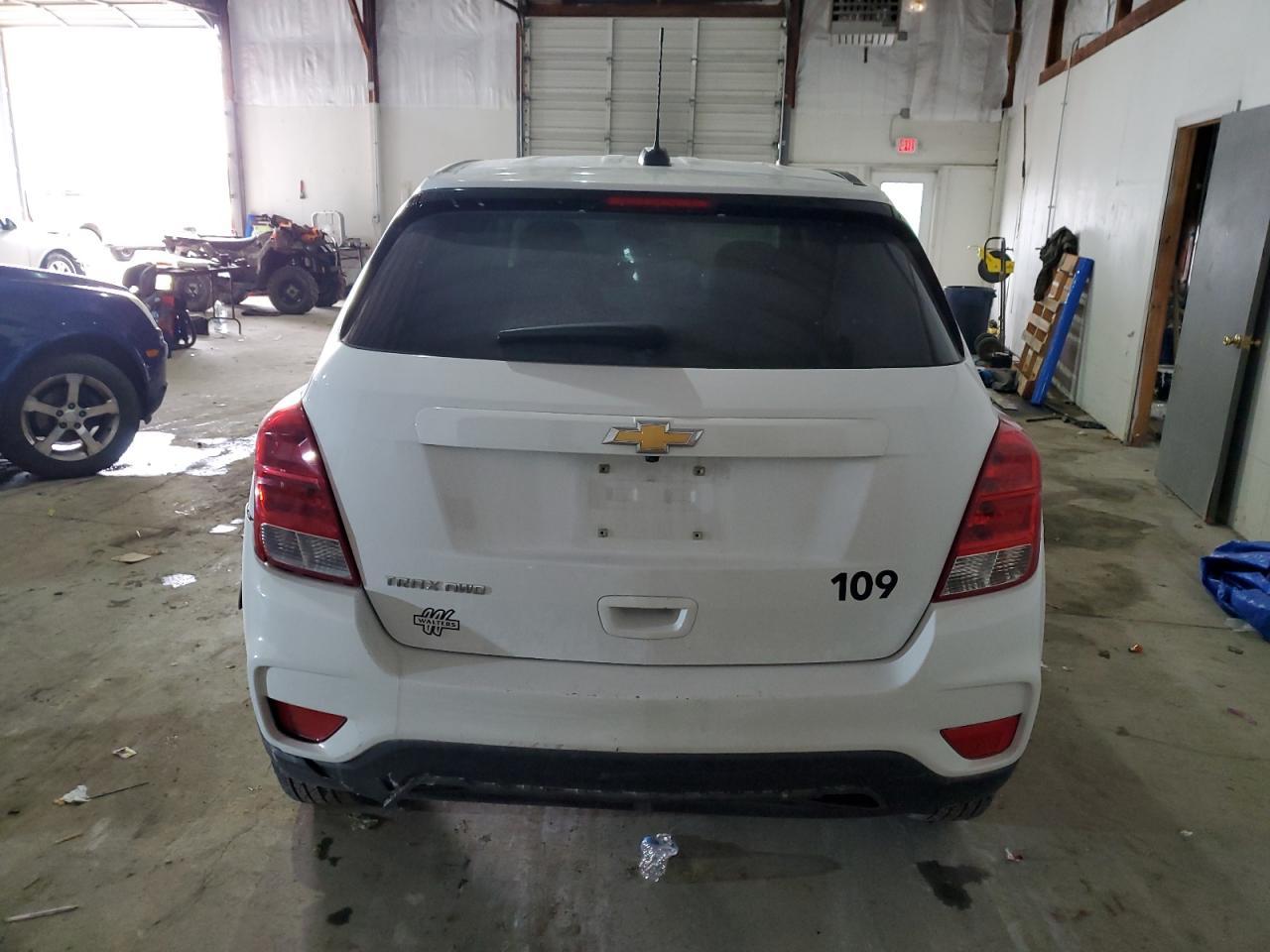 2021 CHEVROLET TRAX LS - Фото 6