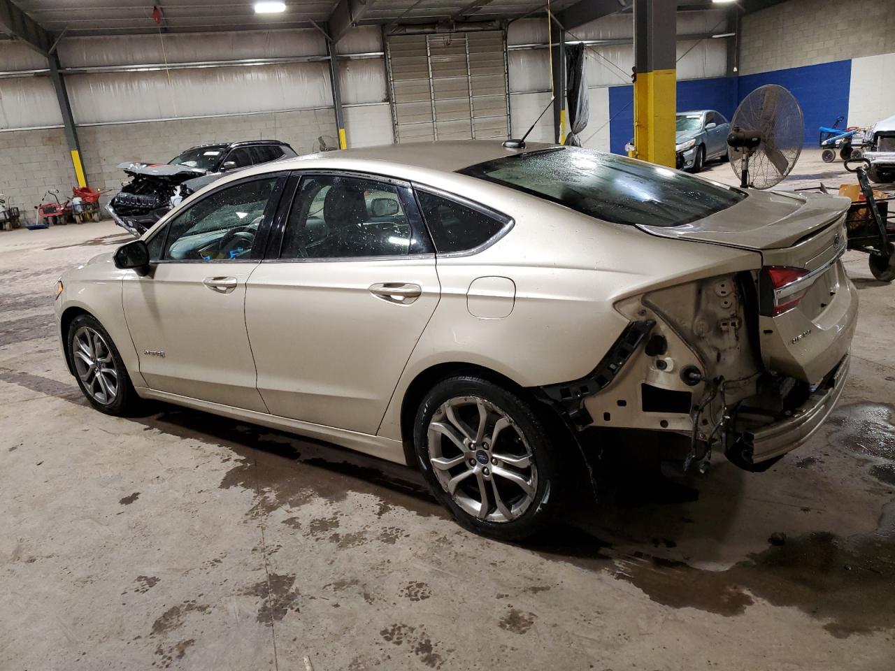2017 FORD FUSION SE - Фото 2