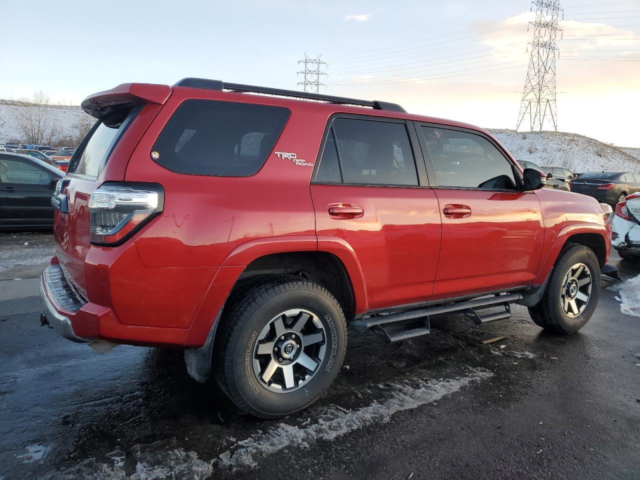 2019 TOYOTA 4RUNNER SR - Image 3