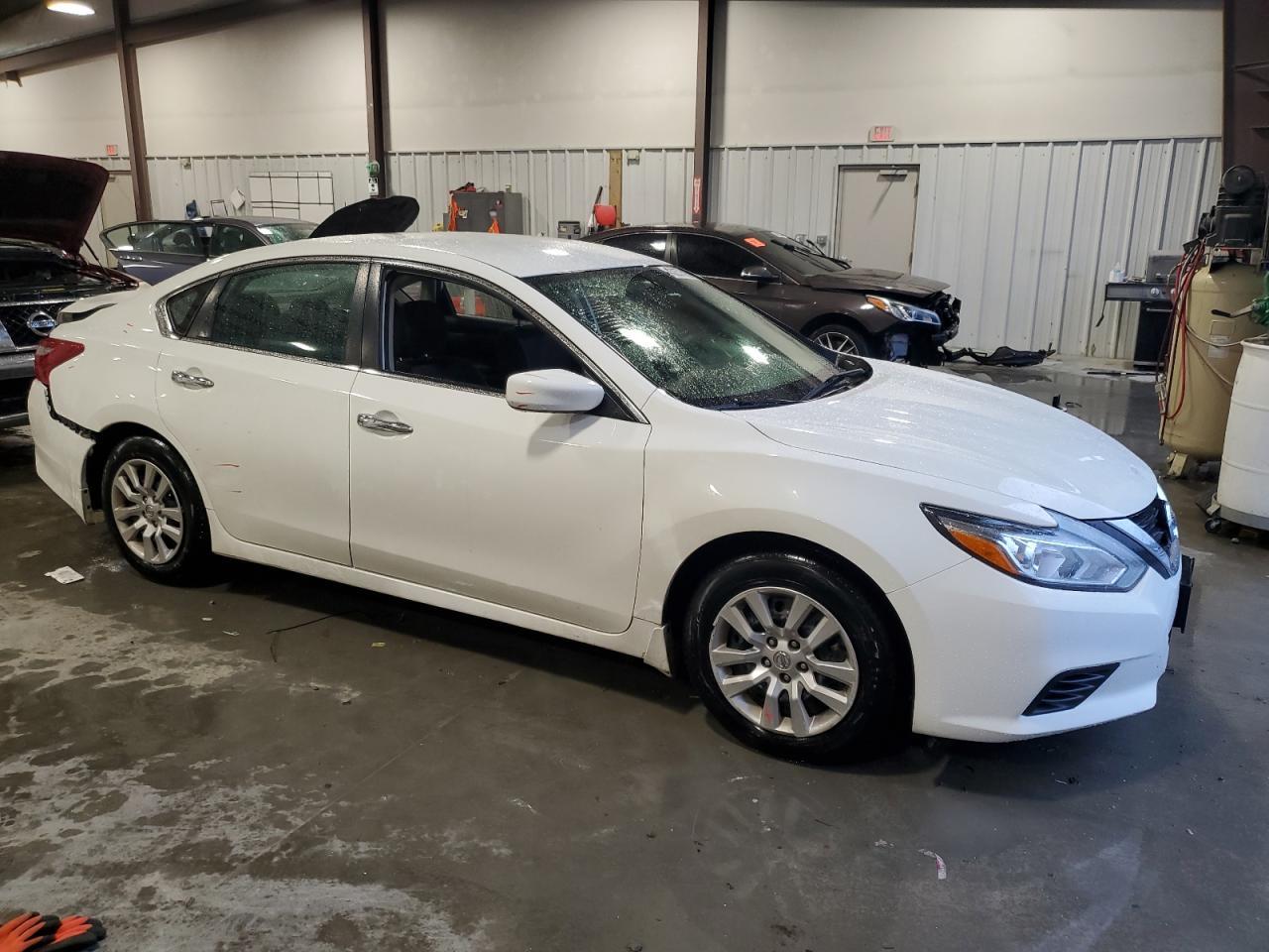 2018 NISSAN ALTIMA 2.5 - Фото 4