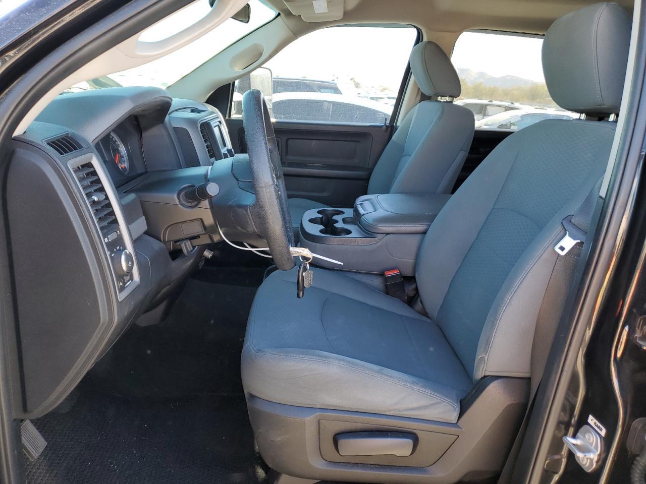 2017 RAM 1500 ST - Image 7