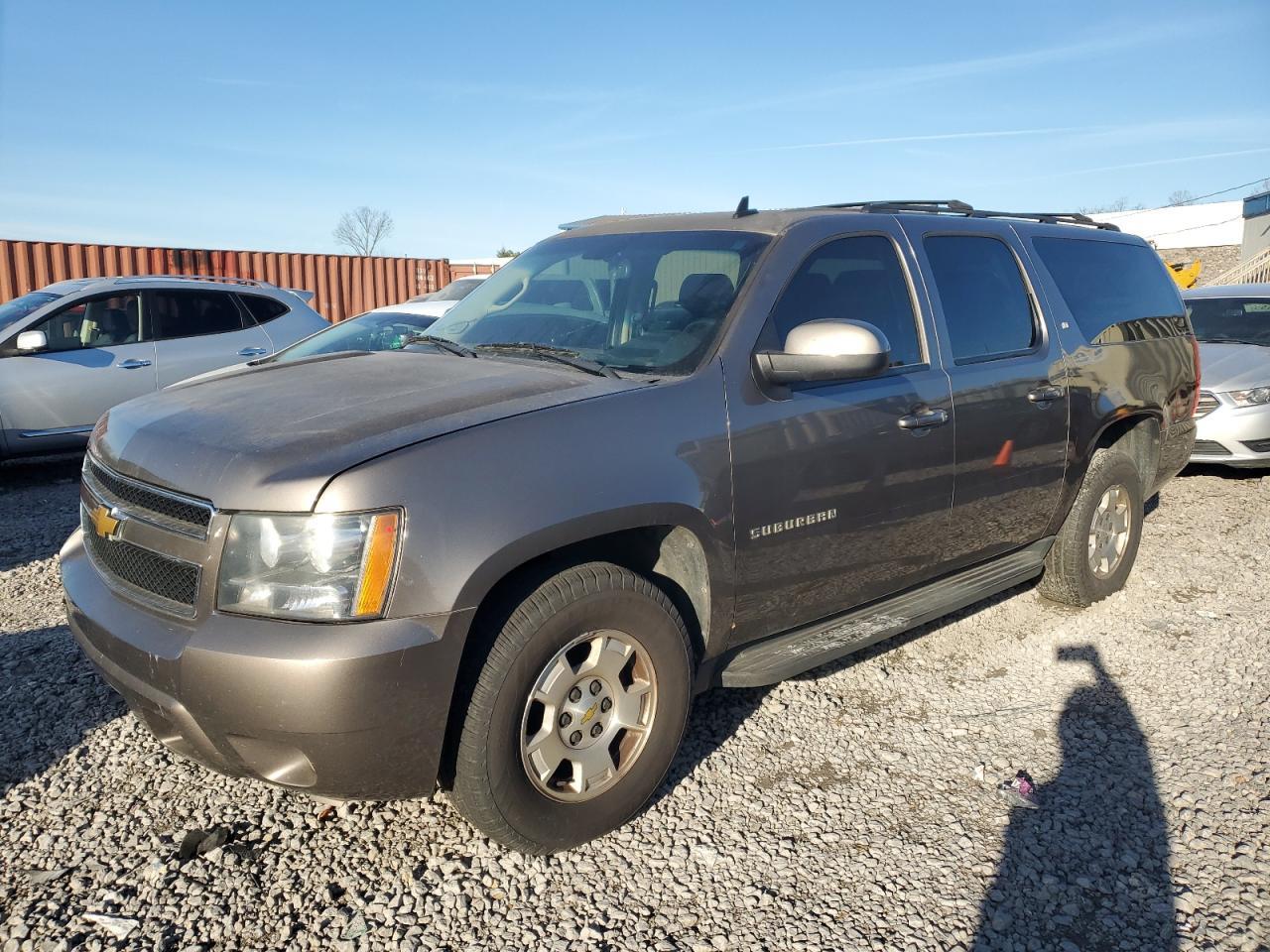 2013 CHEVROLET SUBURBAN C car image