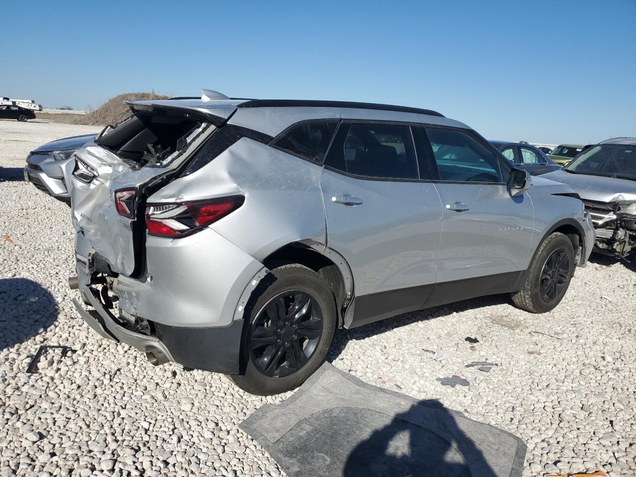 2021 CHEVROLET BLAZER 2LT - Image 3