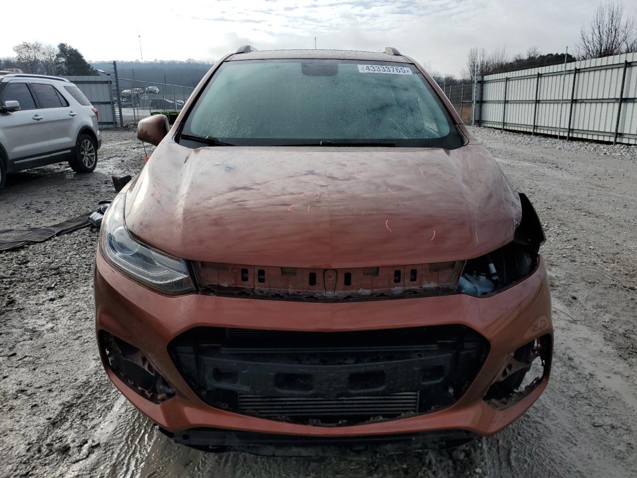 2019 CHEVROLET TRAX 1LT - Фото 5