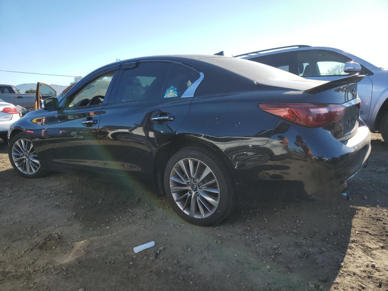 2018 INFINITI Q50 LUXE - Фото 2