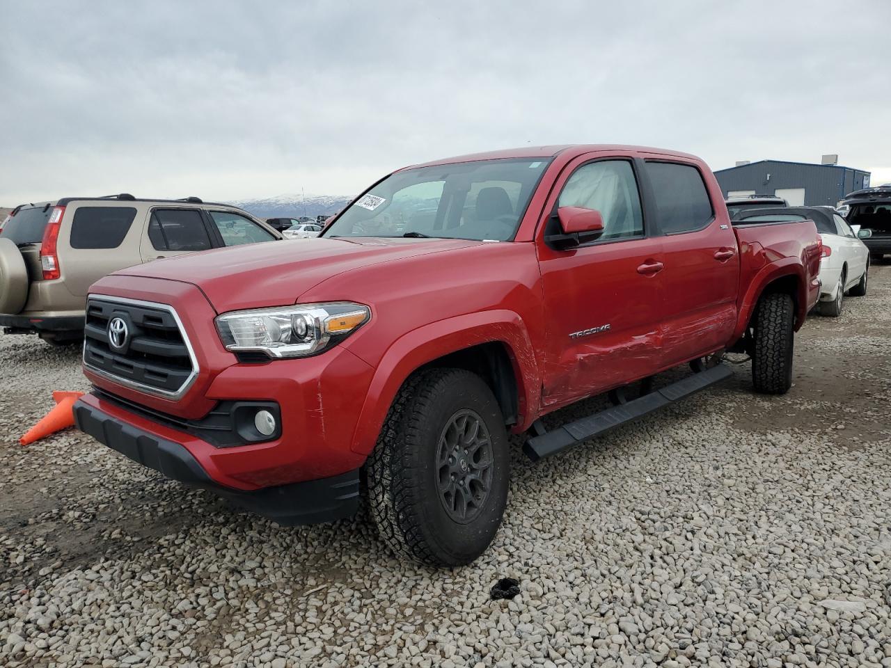 2017 TOYOTA TACOMA DOU
