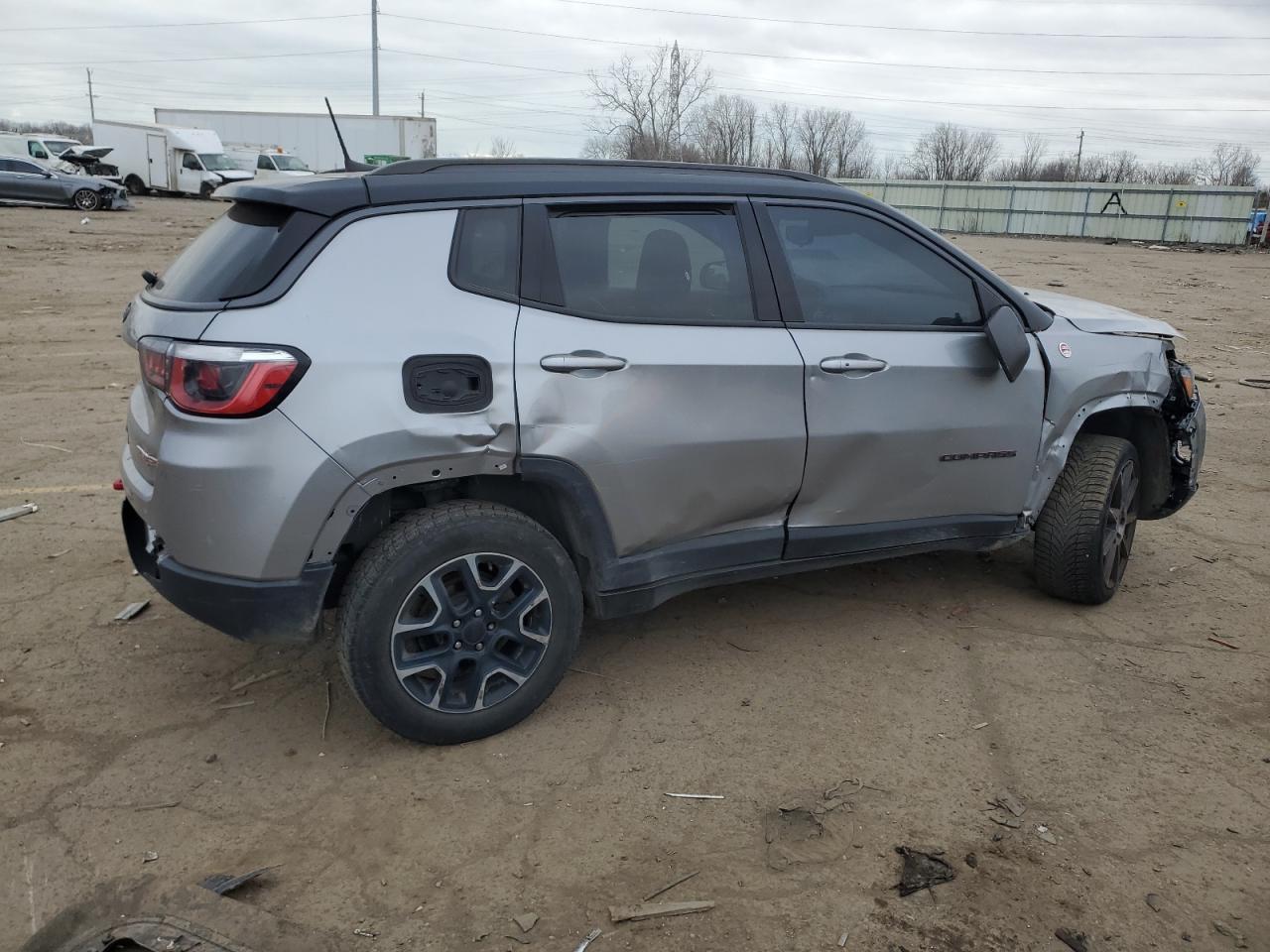 2019 JEEP COMPASS TR - Image 3
