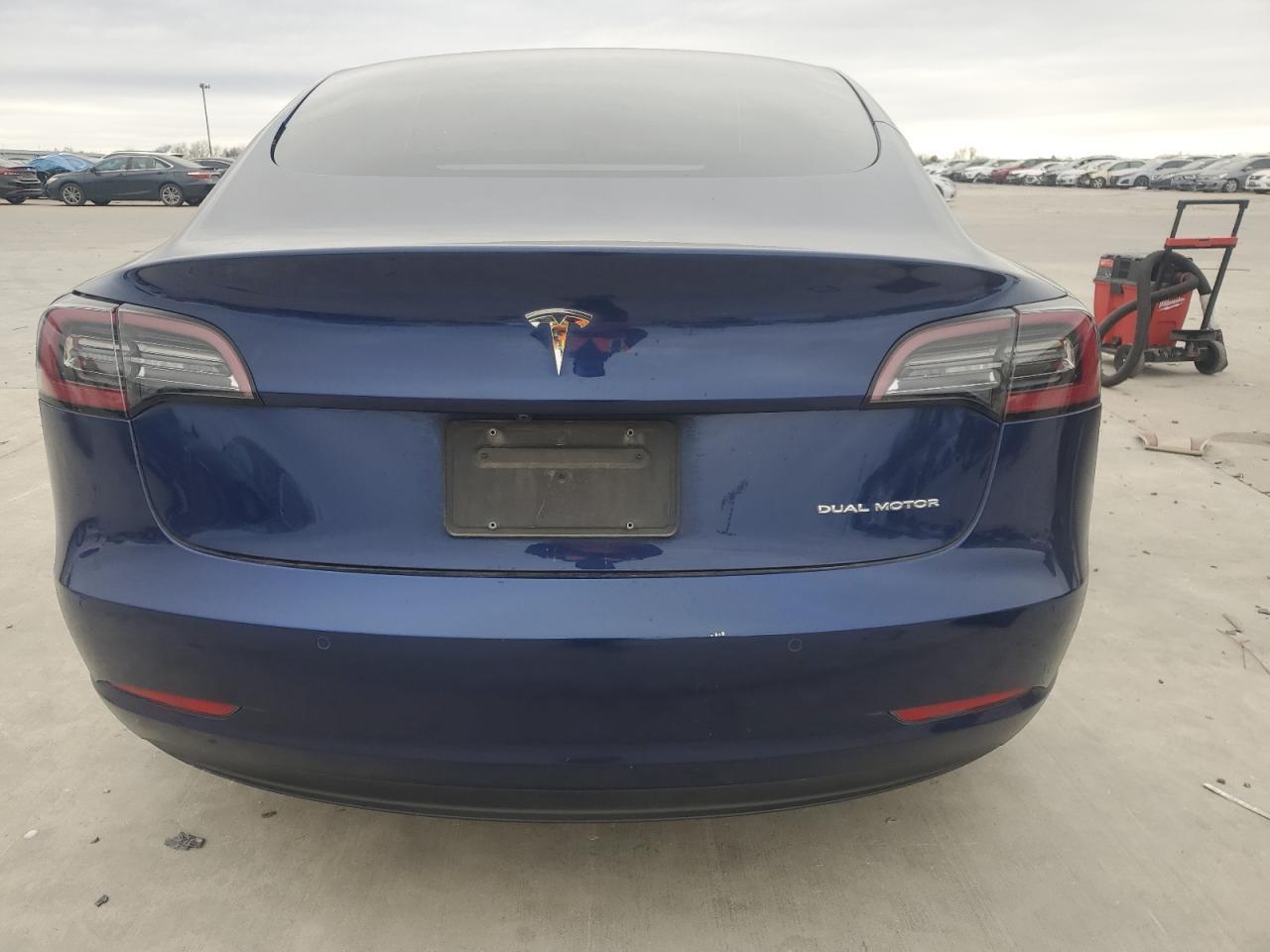 2022 TESLA MODEL 3 - Image 6