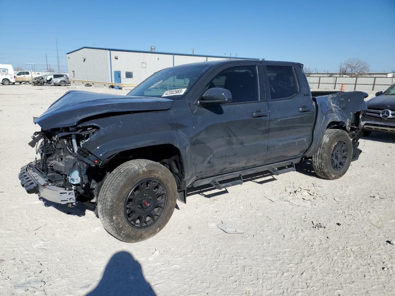2024 TOYOTA TACOMA DOU