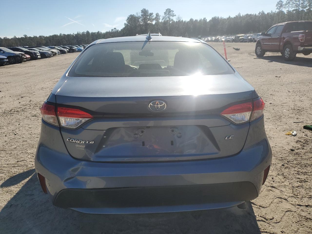 2022 TOYOTA COROLLA LE - Фото 6