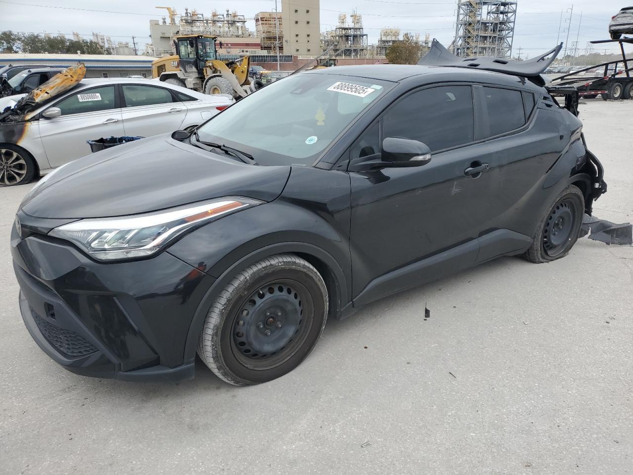 2021 TOYOTA C-HR XLE