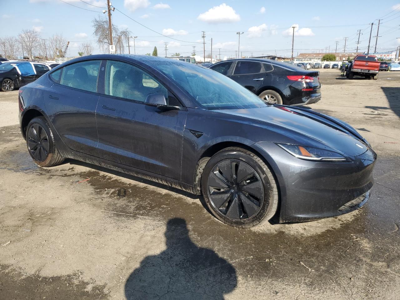 2024 TESLA MODEL 3 - Фото 4