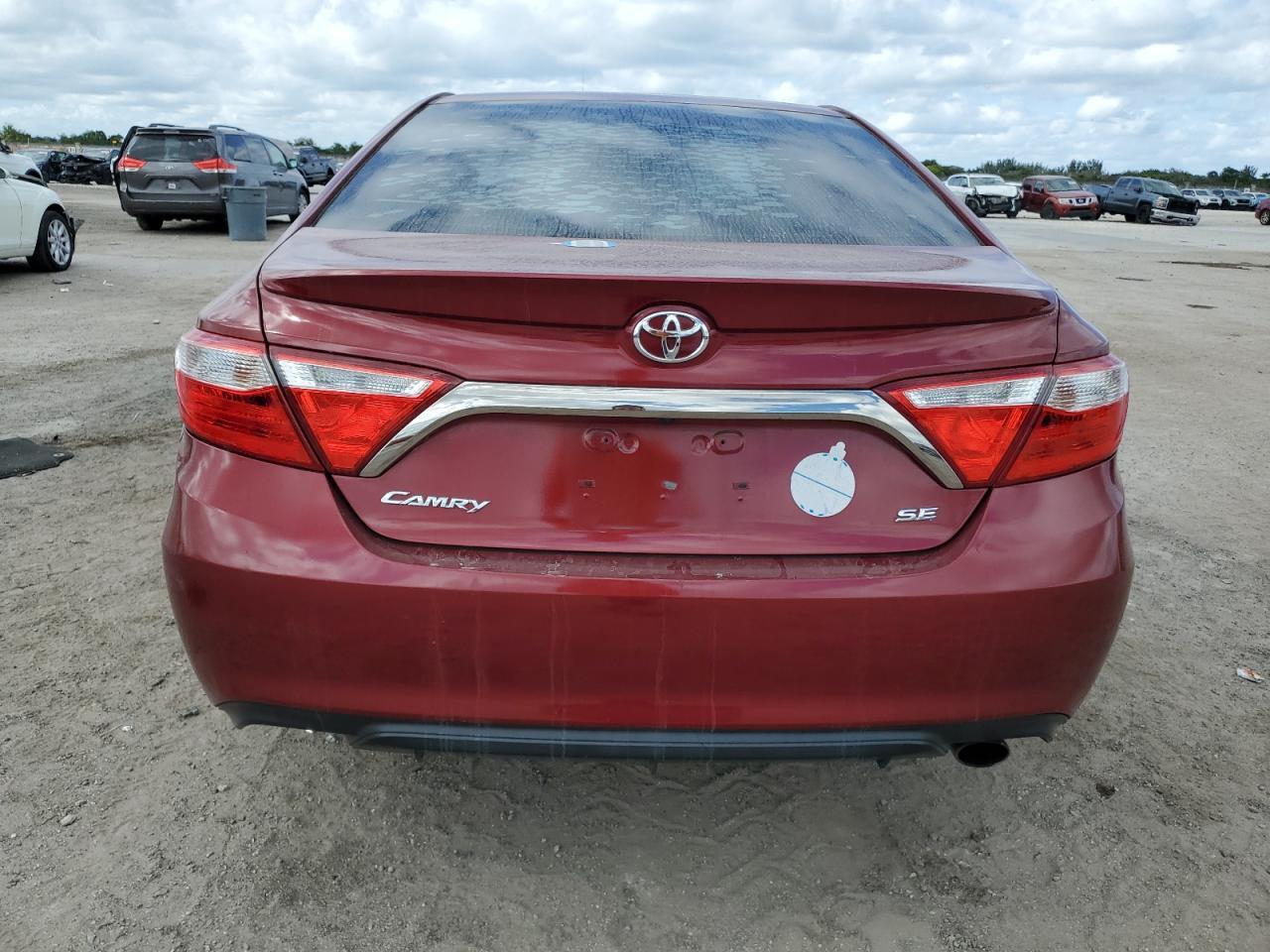 2017 TOYOTA CAMRY LE - Image 6