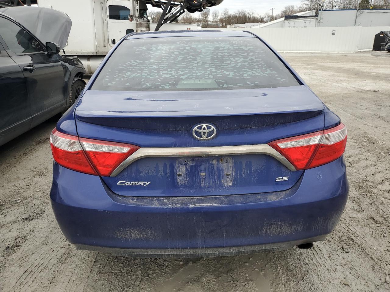 2015 TOYOTA CAMRY LE - Фото 6