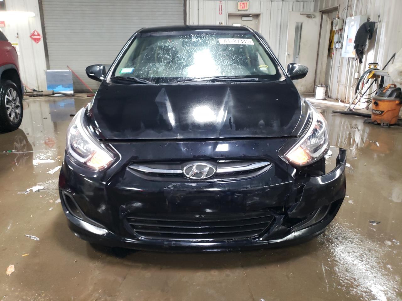 2016 HYUNDAI ACCENT SE - Фото 5