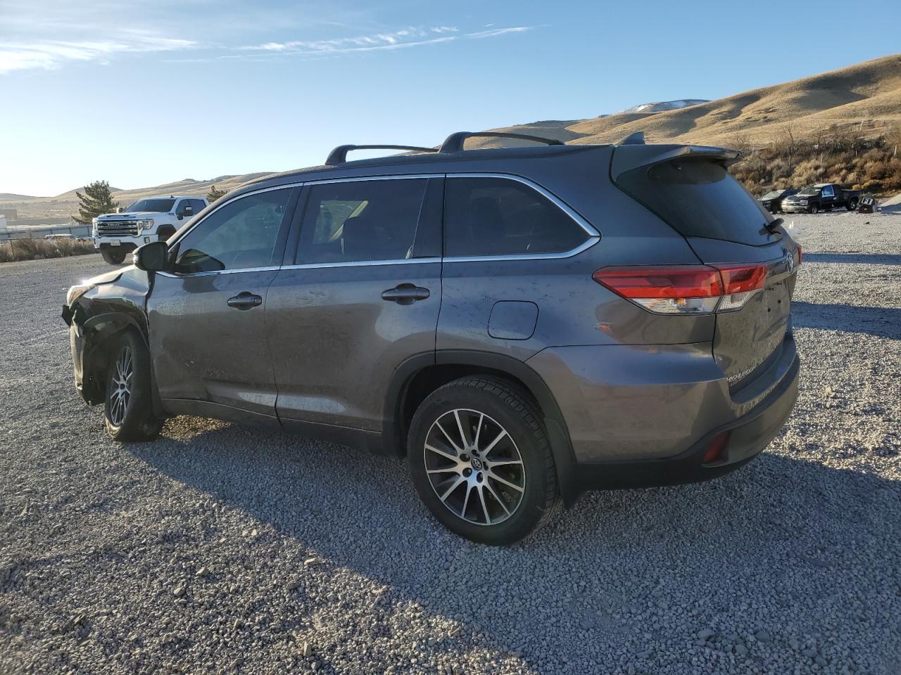 2018 TOYOTA HIGHLANDER - Фото 2
