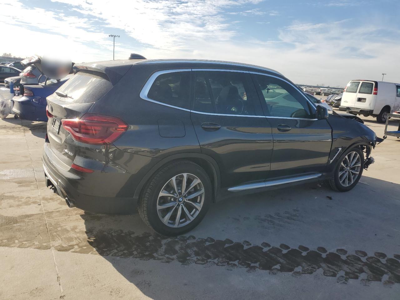 2019 BMW X3 XDRIVE3 - Image 3