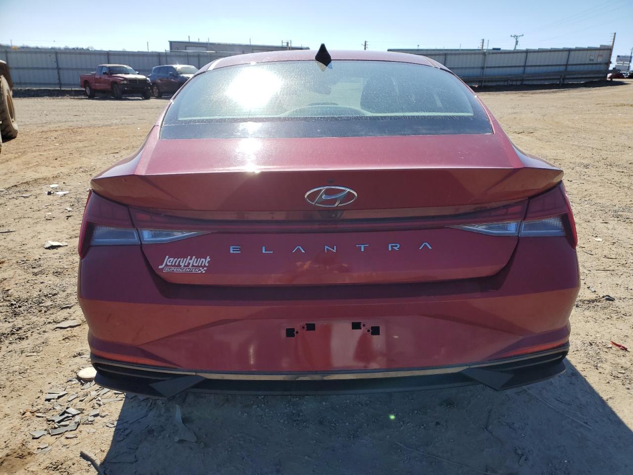 2022 HYUNDAI ELANTRA SE - Фото 6