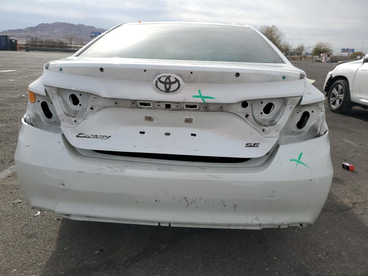 2017 TOYOTA CAMRY LE - Фото 6