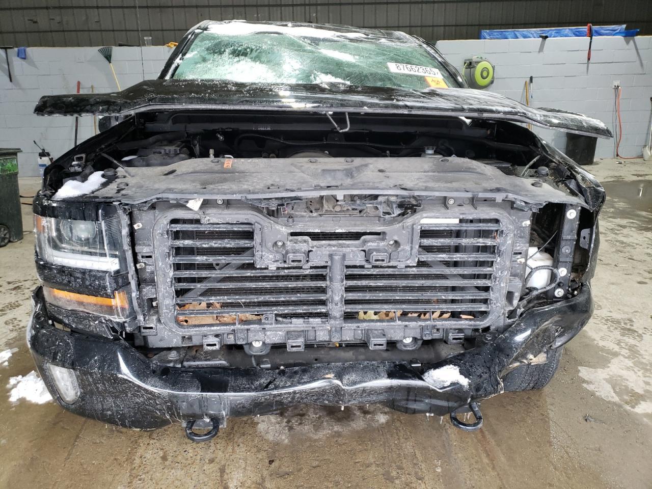 2018 CHEVROLET SILVERADO - Image 5