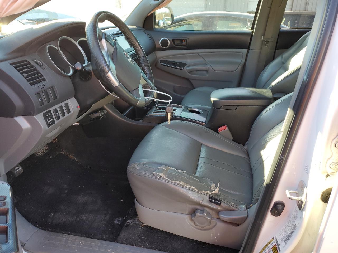 2013 TOYOTA TACOMA DOU - Image 7
