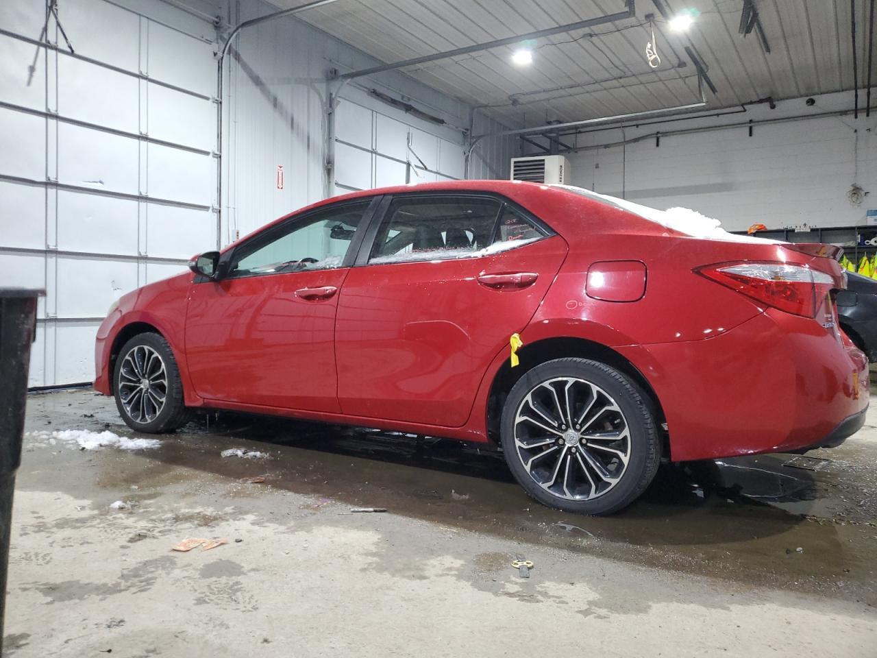 2015 TOYOTA COROLLA L - Image 2