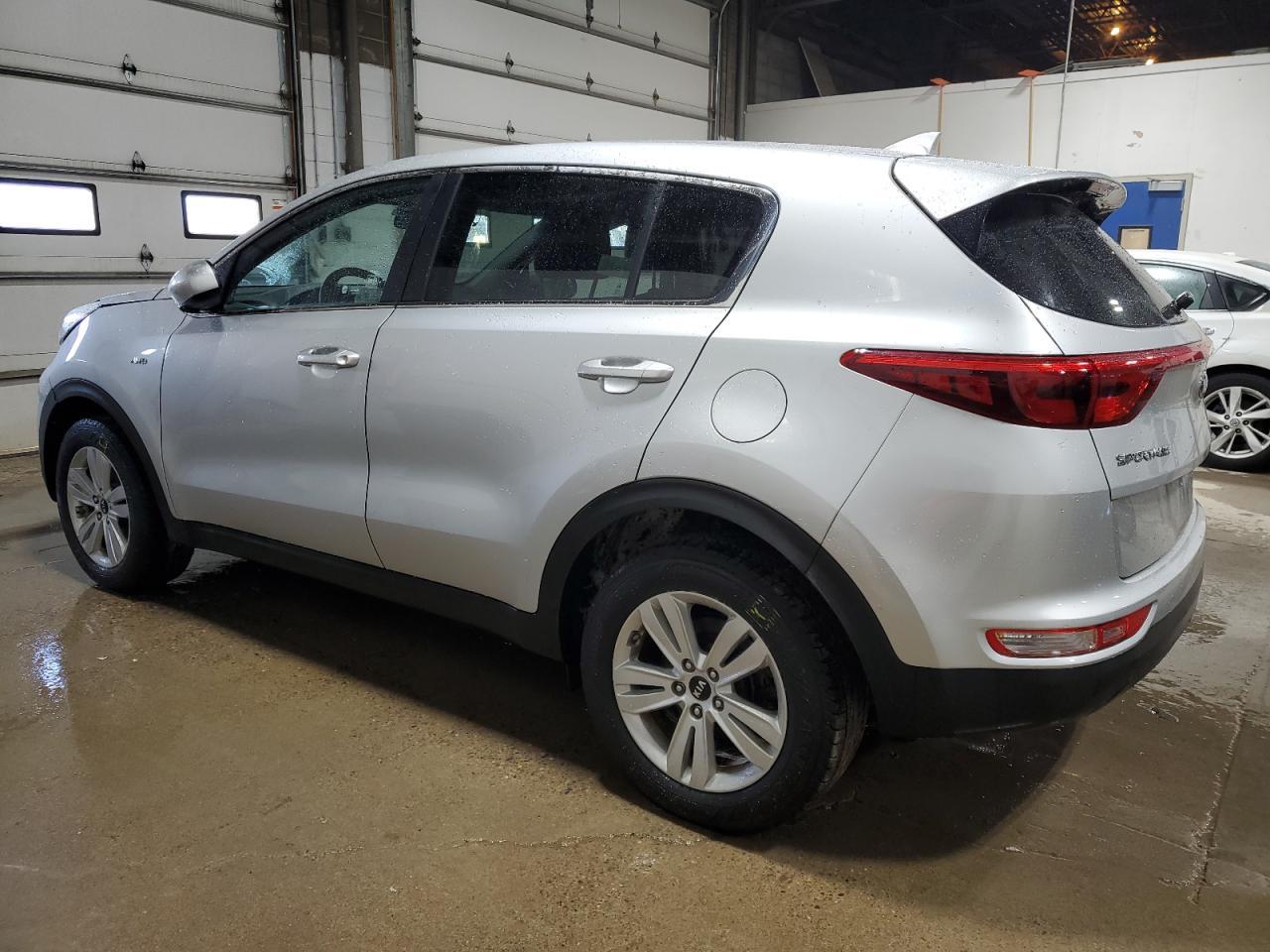 2017 KIA SPORTAGE L - Image 2