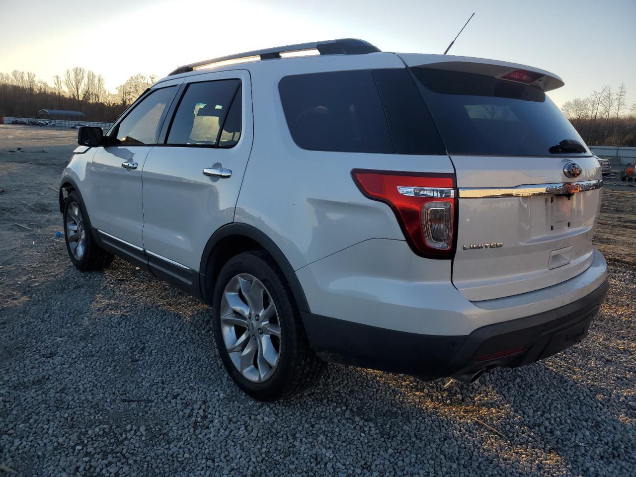2014 FORD EXPLORER L - Image 2