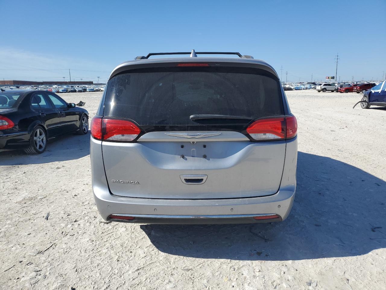 2017 CHRYSLER PACIFICA T - Фото 6