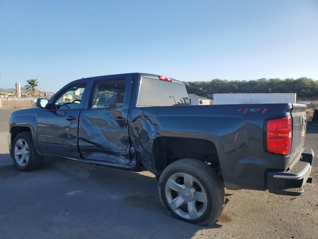 2018 CHEVROLET SILVERADO - Фото 2