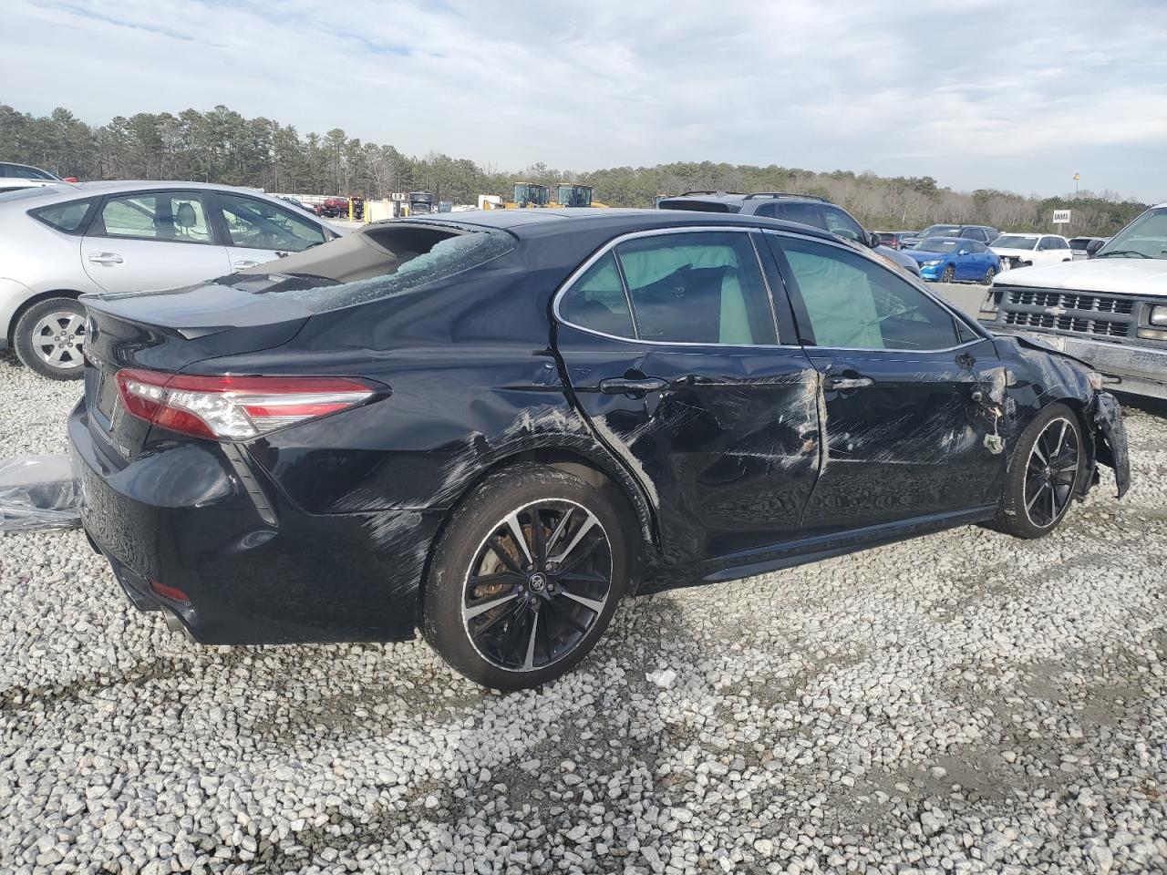 2018 TOYOTA CAMRY XSE - Фото 3
